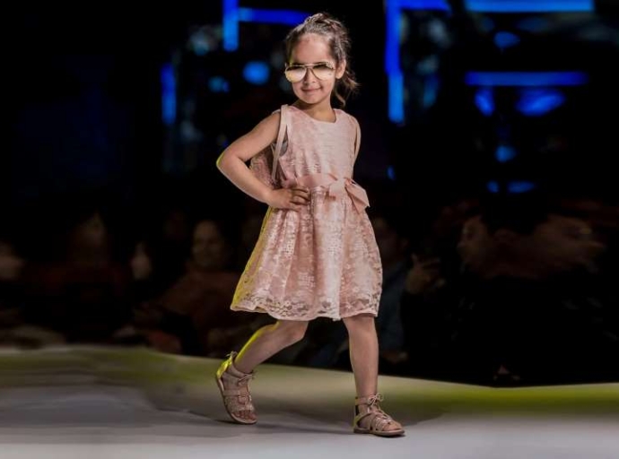 Junior's Fashion Week unveils glamorous fusion in Hyderabad